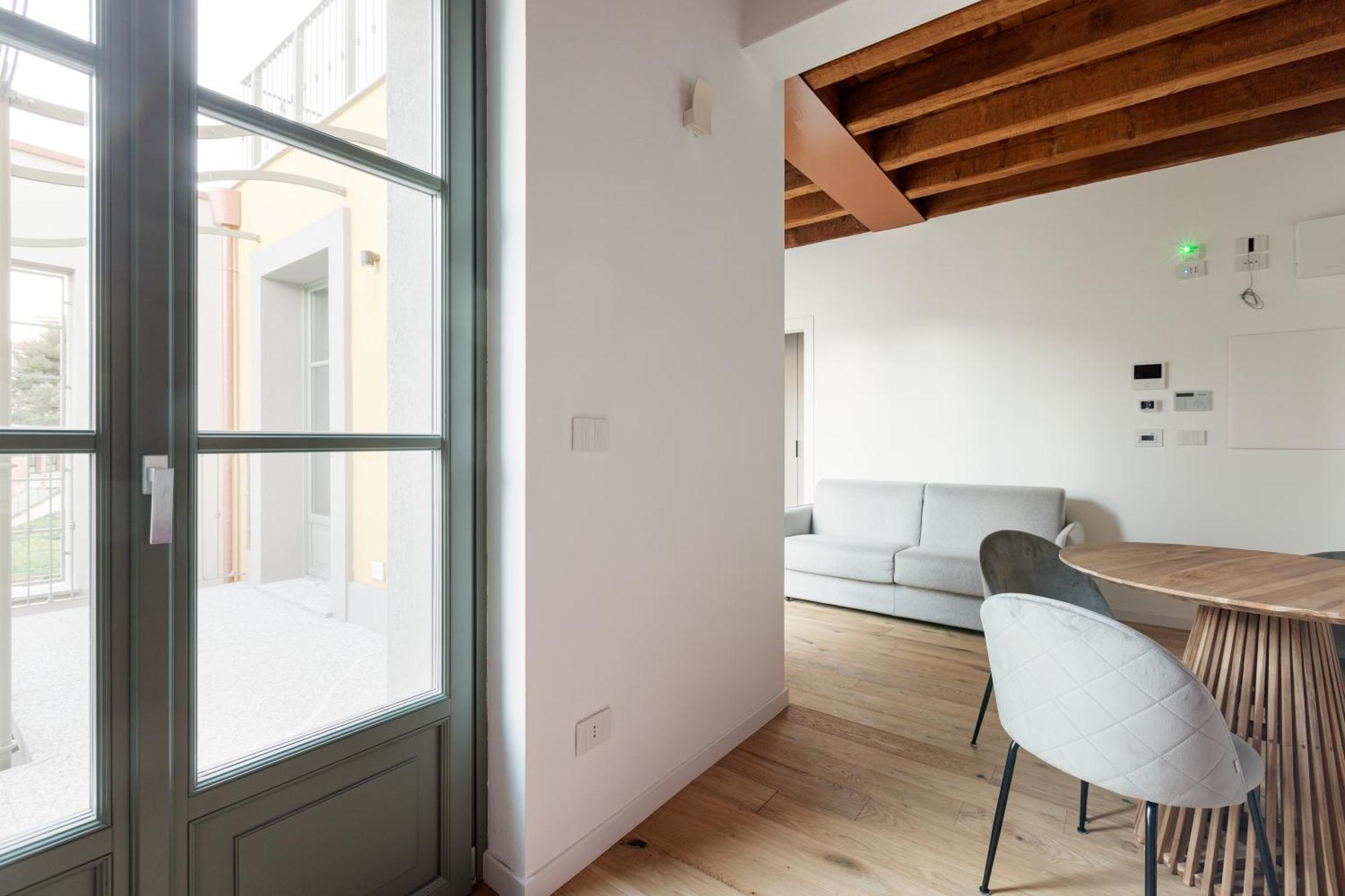 Apartamento Modern In With Balcony